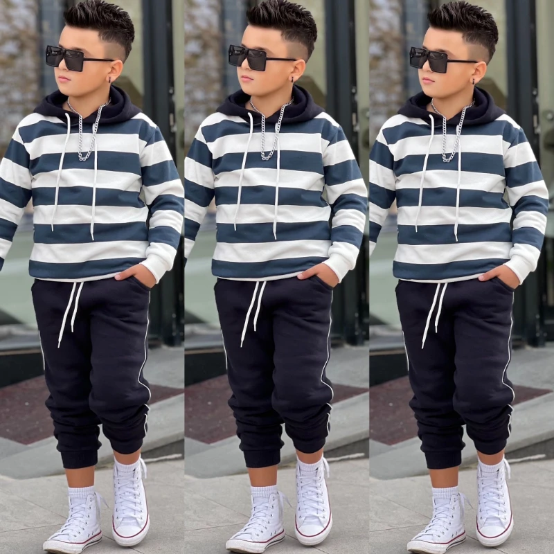 Kapşonlu çizgili 3 iplik erkek takım 
