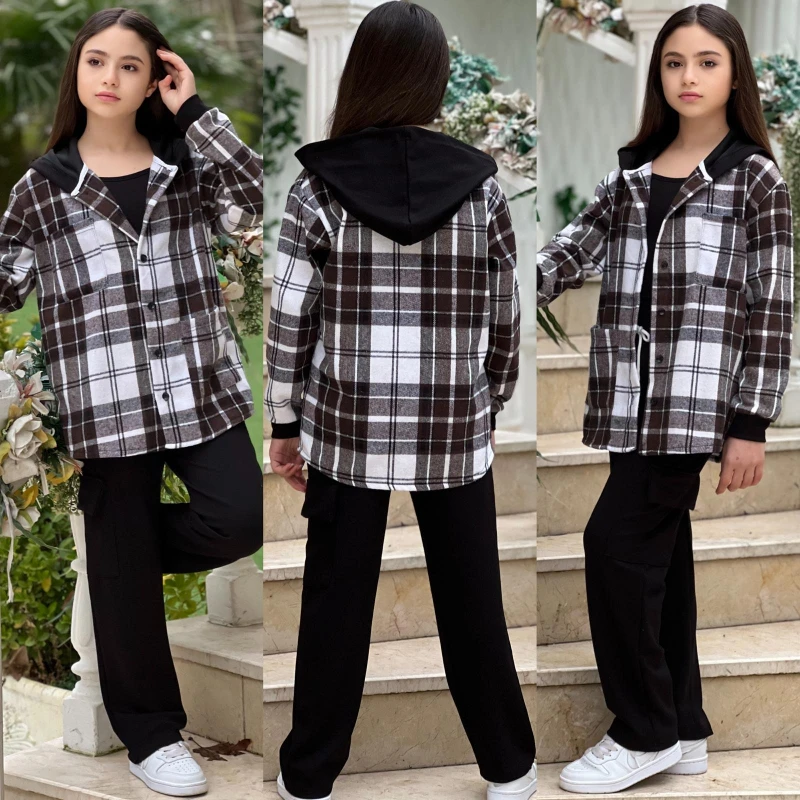 Onuncu gömlekli ikili takım