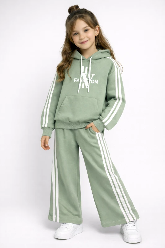 Kapşonlu garson takım 